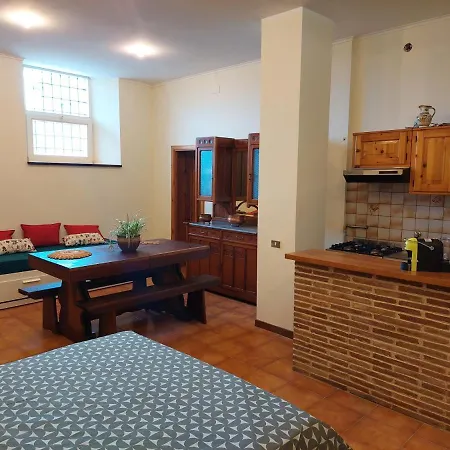 Rustico Via Del Sole 13 *